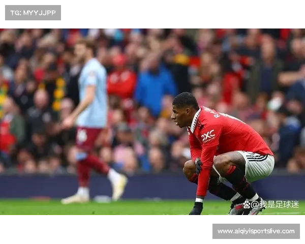 巴萨询价拉什福德替代方案，曼联要求强制买断条款