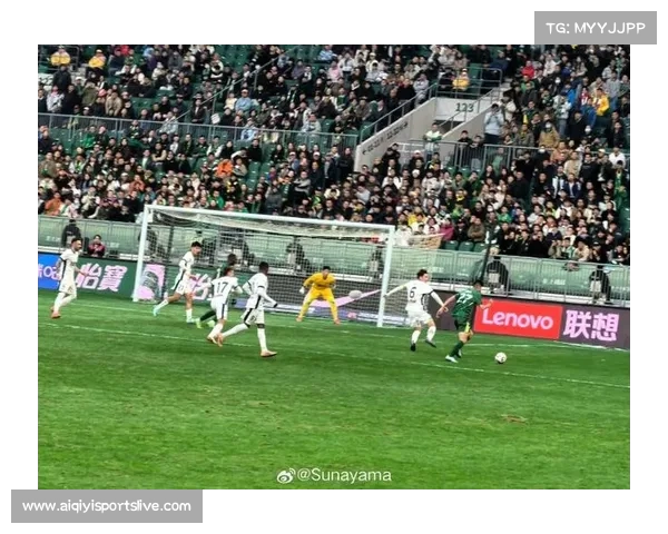 北京国安主场5-1大胜梅州客家，法比奥独中四元斩获金靴。