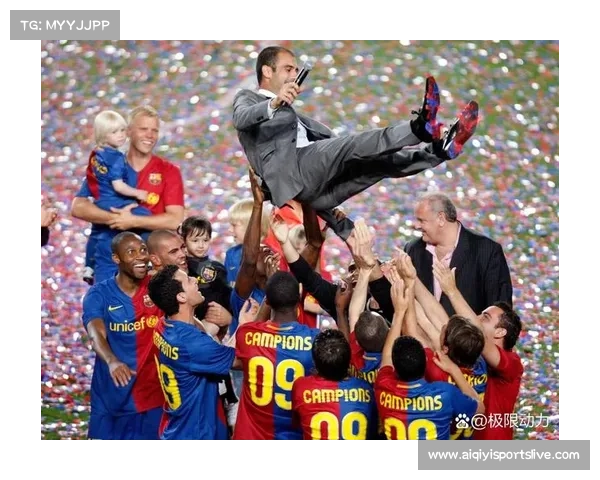 巴萨国王杯对阵桑坦德竞技赛前，主队为冠军列队致敬